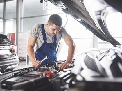 Decoding the 'Check Engine' Light and Engine Diagnostics